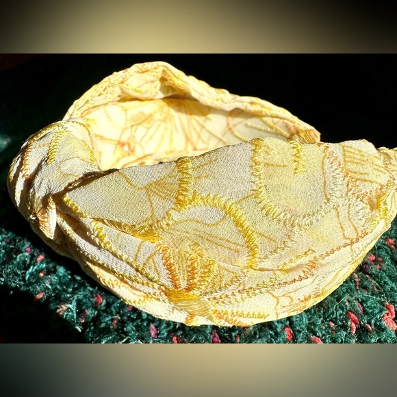 ‼️RARE‼️?ANTHROPOLGIE??NWOT?Yellow Embroidered Sunburst Headband main image 13